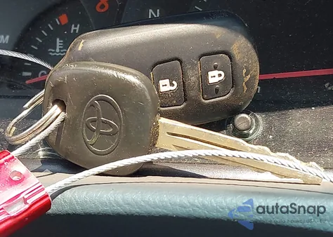 2004 Toyota Camry Le V6 from USA, damaged, VIN 4T1BF32K44U080162